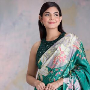 navyasa liva satin floral print saree